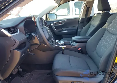 2021 Toyota Rav4 Xle z USA, uszkodzony, nr VIN 2T3RWRFV9MW126338